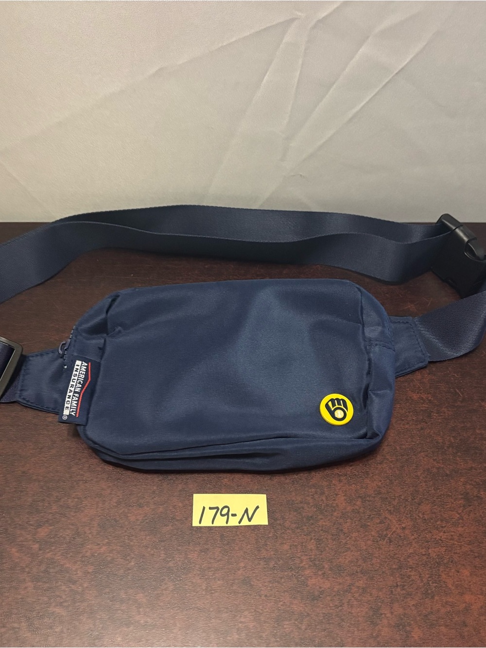 Milwaukee Brewers Fanny Pack Purse Make up Bag American Family insurance SGA